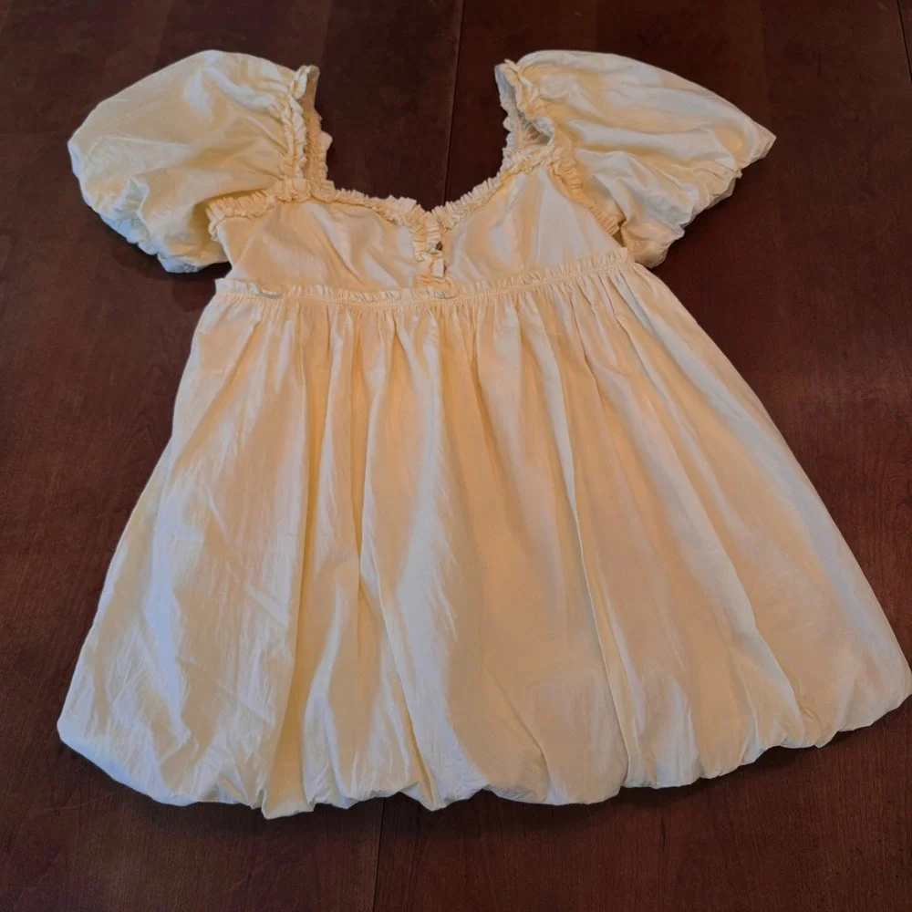 Free People Top Womens M Yellow Bubble Hem Babydoll Puff Sleeve Ruffle Smocked